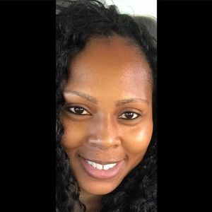 Meet your Posher, Tina